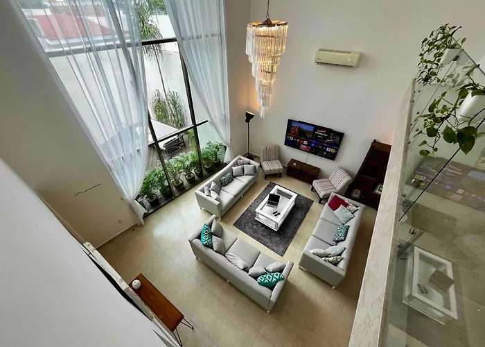 Spectacular Private House