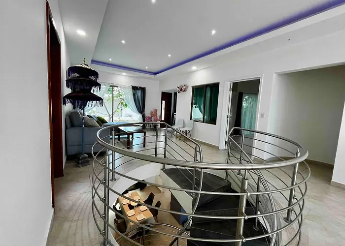 Spectacular Private House
